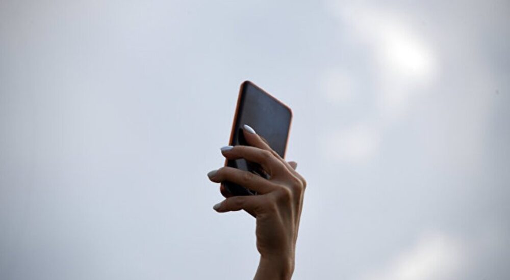 Українські оператори продовжують повертати зв’язок українцям