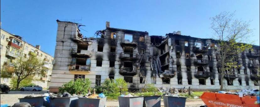 Долю десятків людей, заблокованих у бомбосховищі Білогорівки, з’ясують після зачистки та розбору завалів