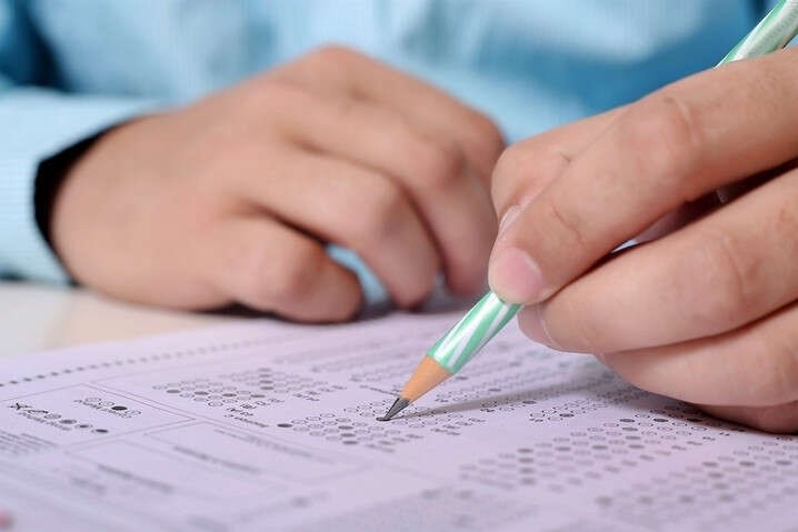 Українці зможуть пройти мультипредметний тест в евакуації за кордоном