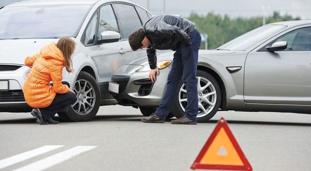 Що робити, якщо машина зламалась в Європі: сервіси евакуаторів