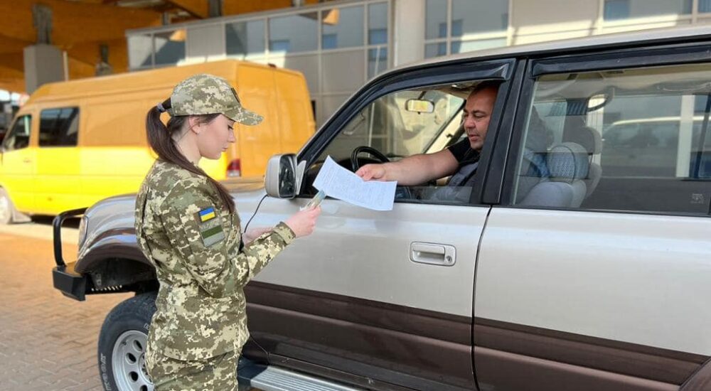 16 діб поспіль в Україну більше заїжджає людей – перевага повернених – 120 тис осіб
