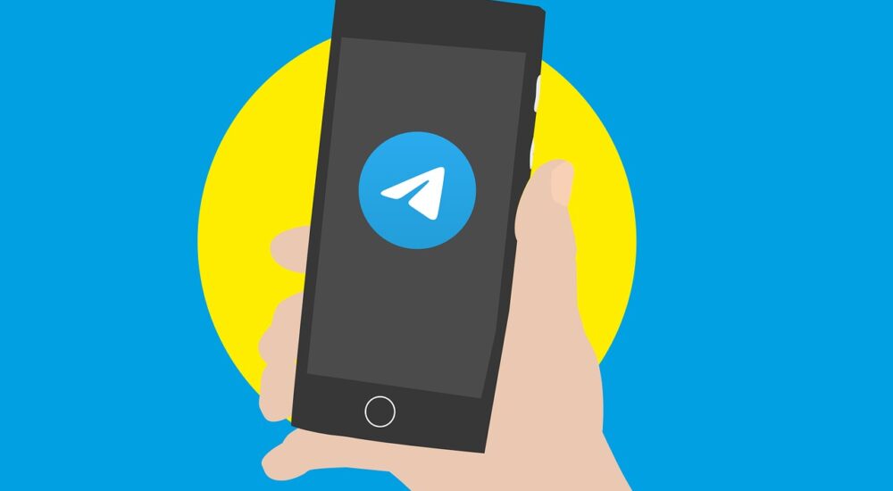 Чим небезпечні фейкові чатботи в Телеграм?