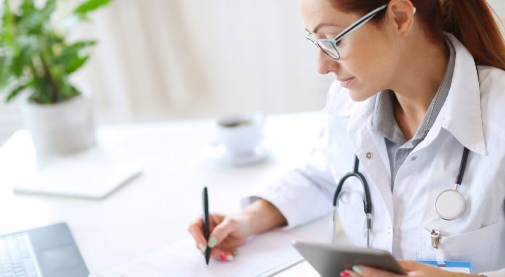 У Польщі запустили додаток, який допоможе пацієнтам з України спілкуватися з лікарями