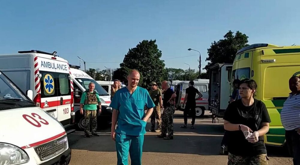 Великий обмін: 144 українських захисники повернуті додому