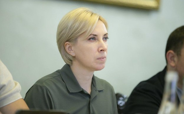 Ірина Верещук: Мешканці Херсонщини, які виїхали на контрольовану Урядом територію, отримують допомогу від Мінреінтеграції та місцевої влади