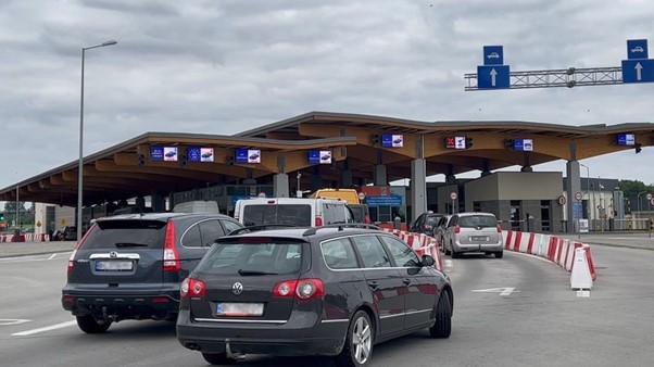 За добу майже 34 тисячі українців повернулися додому з-за кордону