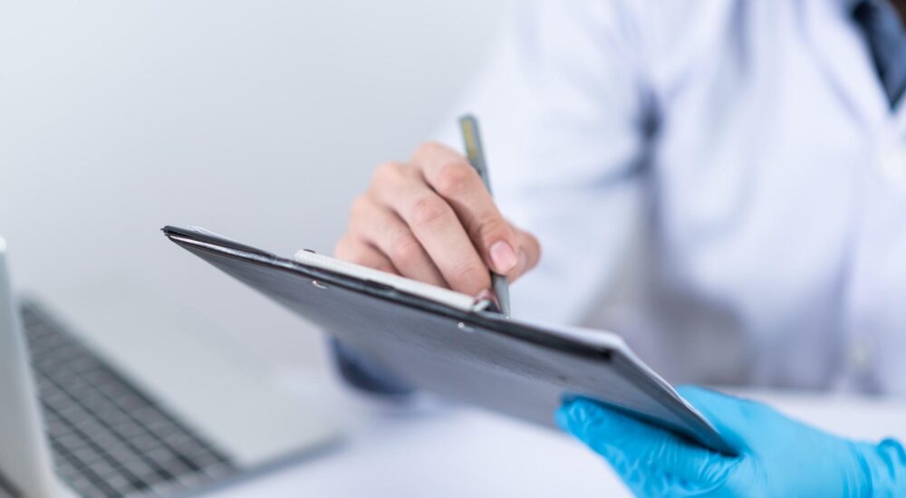 З серпня аптеки відпускатимуть антибіотики лише за рецептом, за виключенням ТОТ, районів бойових дій і ліків для потреб воєнного часу