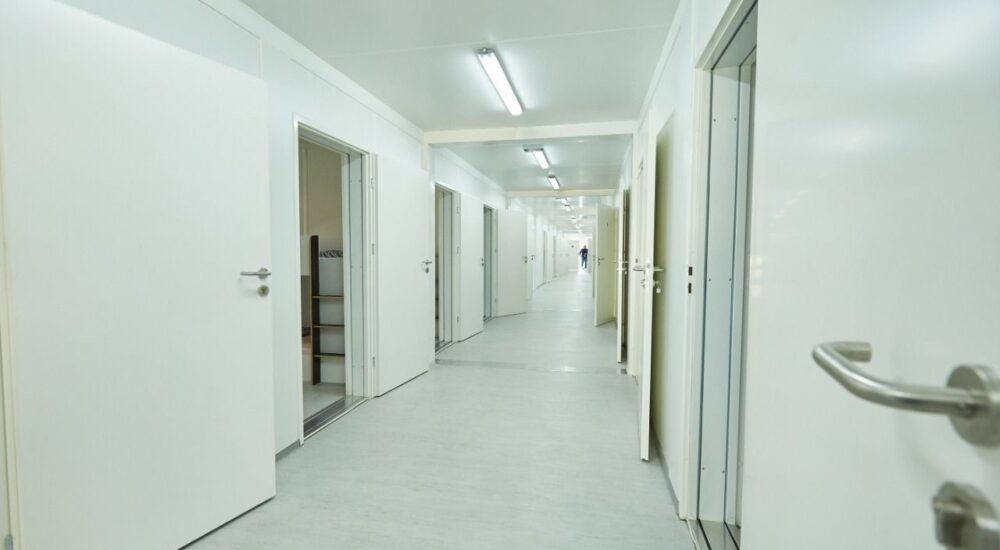 У Макарові на Київщині відкрили модульне містечко