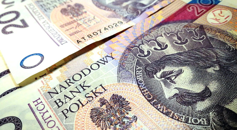 Нова виплата для українців в Польщі. Скільки можна отримати?