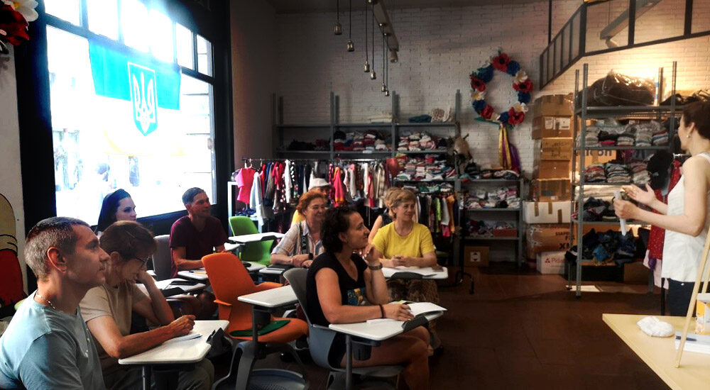 У Барселоні надали приміщення під гуманітарний центр для біженців з України