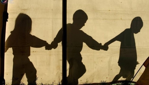 Ювенальні прокурори: 423 дитини загинуло внаслідок повномасштабного вторгнення рф в Україну