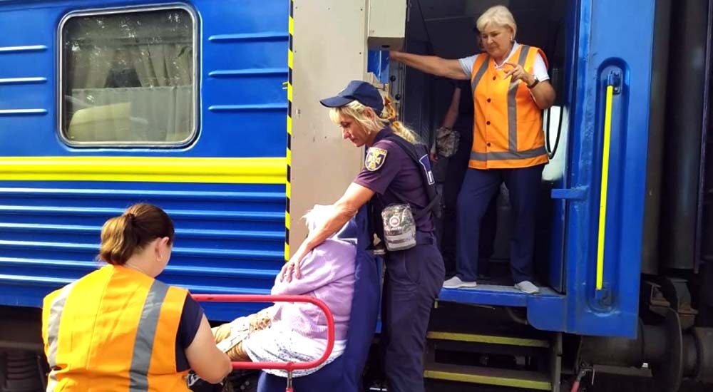 Від початку війни з Донечиини евакуювали близько 6 тисяч маломобільних громадян