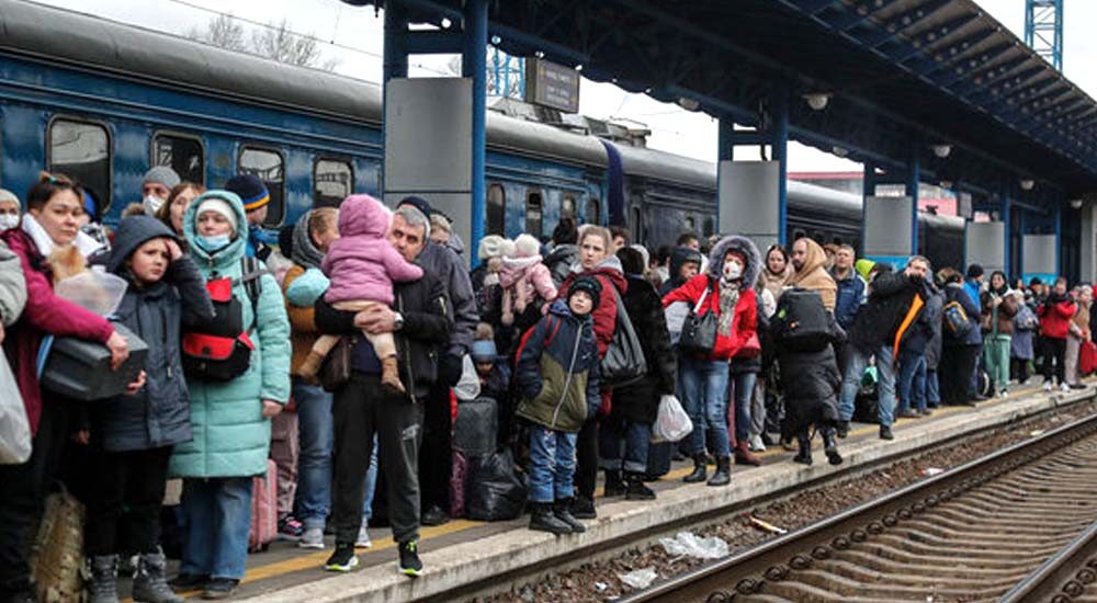 Евакуація з небезпечних регіонів та ТОТ: що треба знати