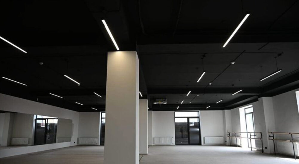 На Закарпатті продовжують облаштовувати житло для переселенців