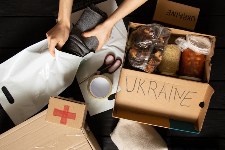 Понад 800 сім’ям переселенців із Рубіжного надали гуманітарну допомогу у Дніпрі минулого тижня