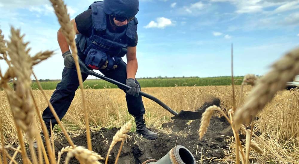 Минулої доби піротехнічні підрозділи ДСНС залучалися 52 рази