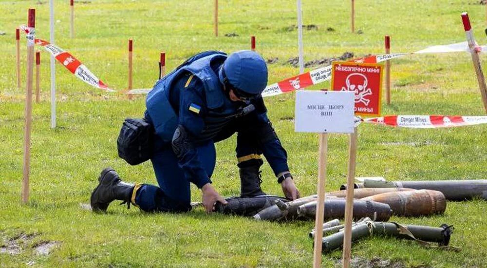 Піротехніки ДСНС знешкодили понад шість сотень вибухонебезпечних предметів