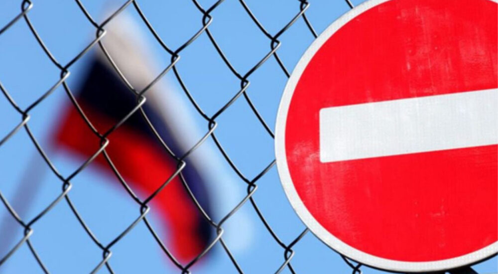 Прибічники країни-агресора потрапляють під жорсткі обмежувальні заходи: список очолили доньки путіна
