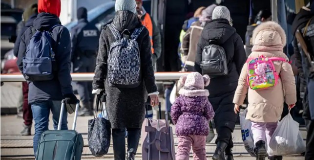 Українські біженці у Литві активно шукають роботу: результати дослідження