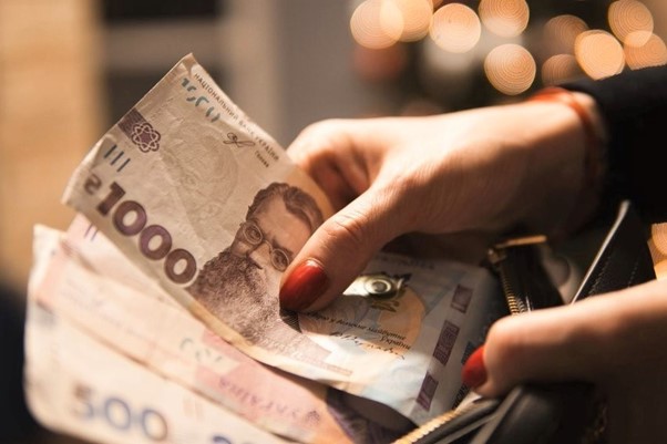 Знову переїхали? Як не втратити виплати ВПО після зміни місця проживання