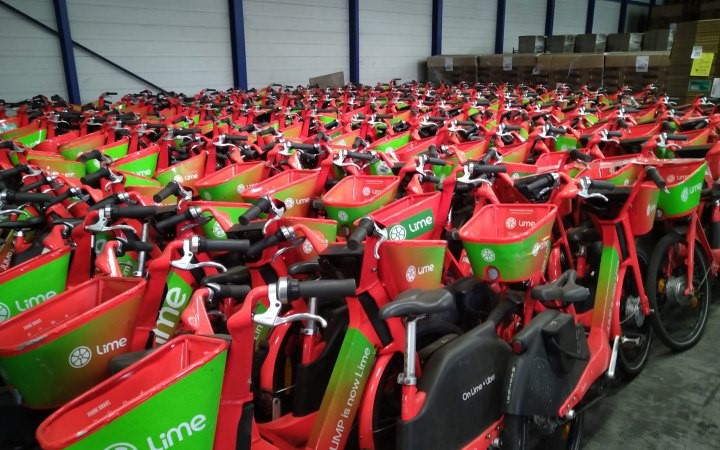 Німеччина та Нідерланди передають велосипеди для потреб постраждалих від війни регіонів України