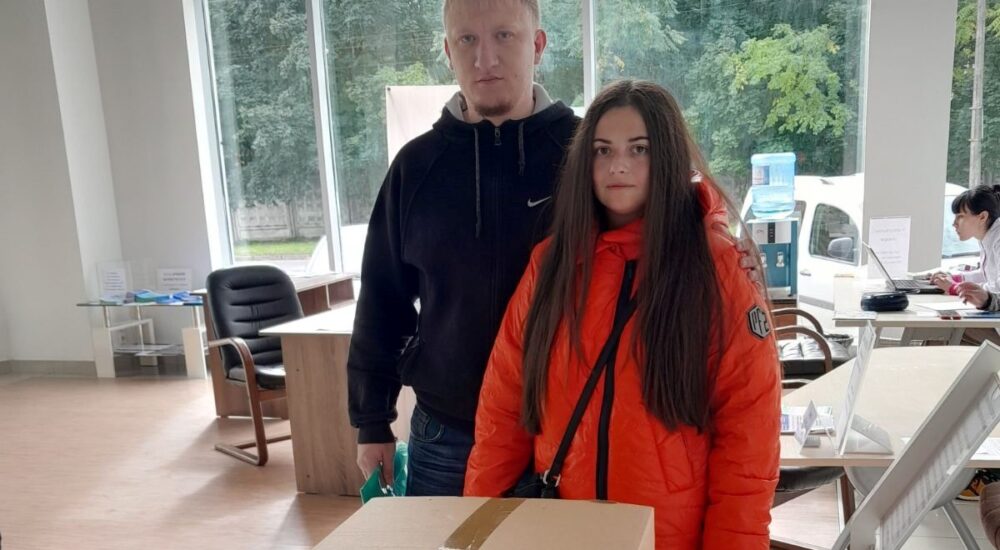У Вінниці родинам ВПО з Луганщини надають набори гуманітарної допомоги для дітей