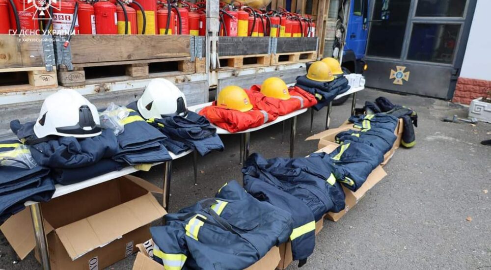 Харківські рятувальники отримали партію допомоги від уряду Норвегії
