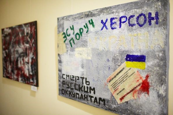 Мандрівну виставку «Херсонщина – це Україна» відкрили в Івано-Франківську