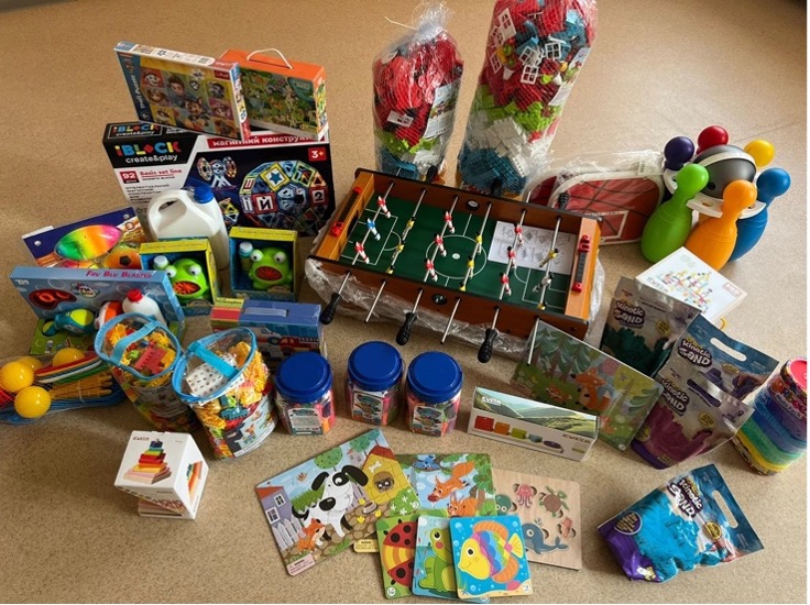 Волонтери естонського фонду передали гуманітарну допомогу дітям у заклад соціального захисту на Львівщині