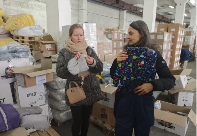 Комплекти теплого одягу для дітей зі сходу та півдня шиють у Києві