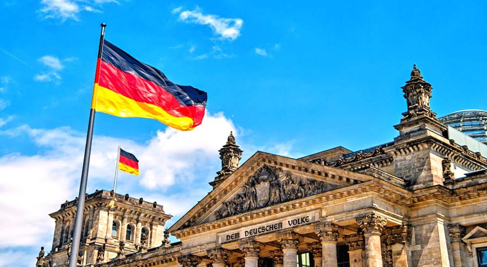 Німеччина надасть Україні кошти на ремонт об’єктів енергетики та допоможе генераторами