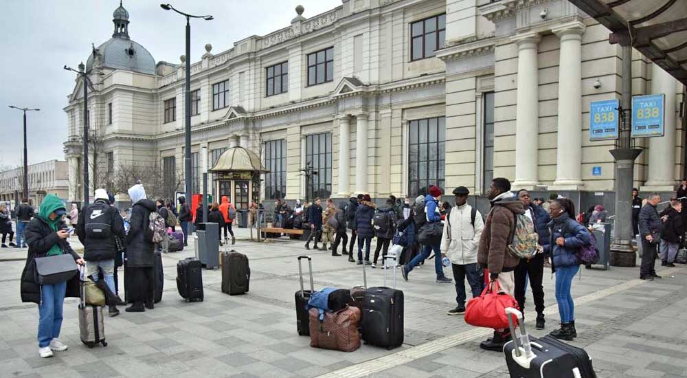 У Львівській ОВА розповіли, яку кількість переселенців вже зареєстрували у регіоні