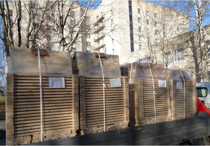 Французька гуманітарна організація передала переселенцям Кіровоградщини нові ліжка