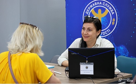 Роботодавці віддають перевагу ВПО: де і як переселенцям знайти роботу у Києві