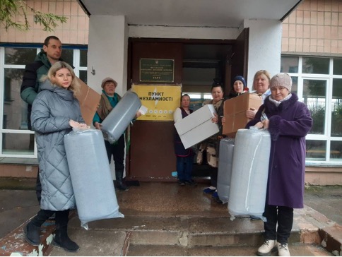 До скількох «Пунктів незламності» на Київщині доставили гуманітарну допомогу?