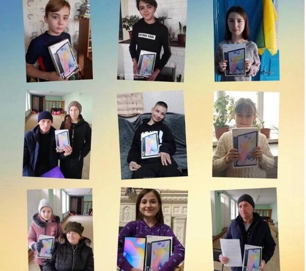 Учні з Херсонщини отримали планшети від Республіки Корея