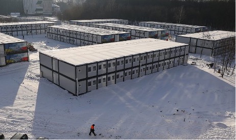 У Львові збудували зимове модульне містечко для сотень біженців
