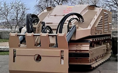 МВС отримає спецавтомобілі для механічного розмінування