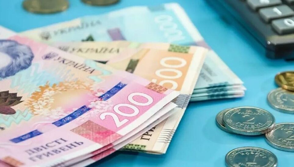 Продовжуються соцвиплати херсонцям, які були в окупації. Як їх отримати?