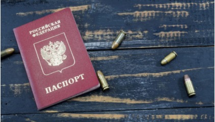 На ТОТ окупанти звільнятимуть з роботи тих, хто не отримає паспорт рф