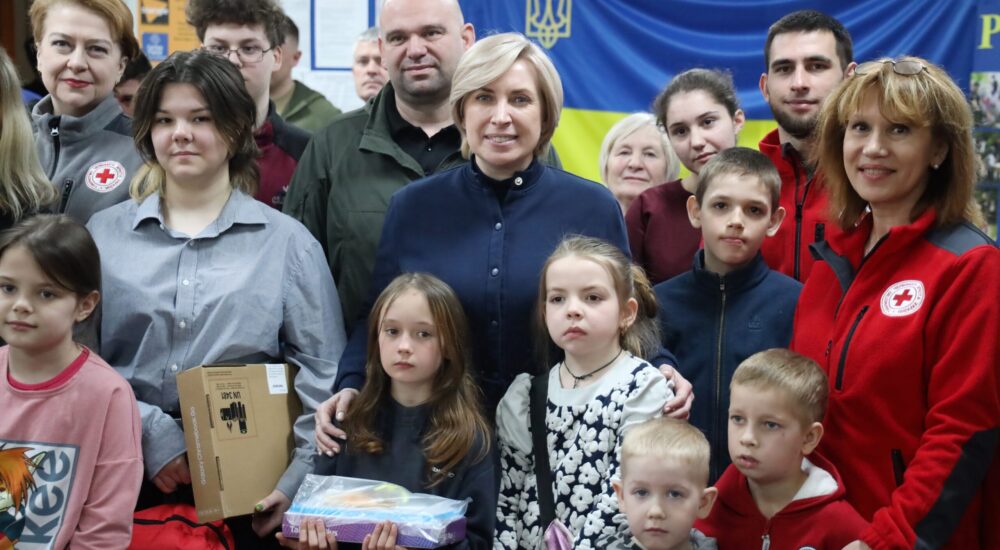 У Запоріжжі Віцепрем’єрка Ірина Верещук відвідала місця проживання ВПО та гуманітарні хаби