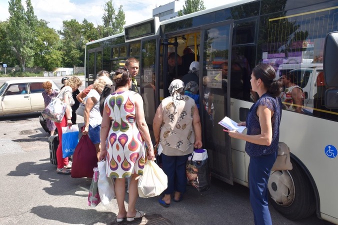Через почастішання обстрілів закликали посилити евакуацію із семи громад Донеччини