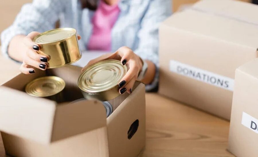 Понад три тисячі посилок відправили для ВПО з Луганщини