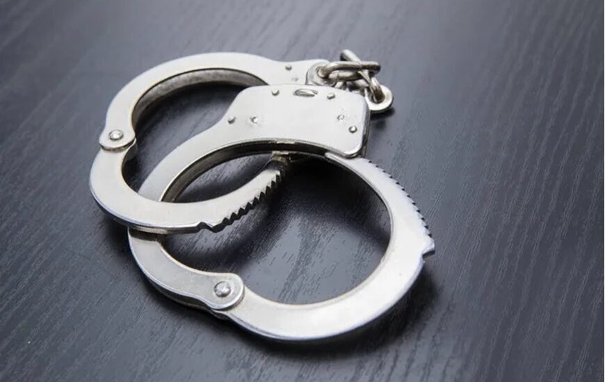 Депутата викрили «на гарячому», коли той вимагав кошти у особи з інвалідністю