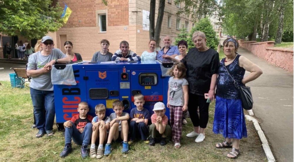 Заклади Рівненщини для переселенців отримали генератори від МОМ