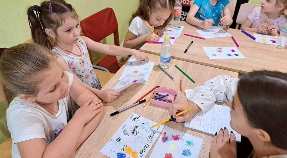 Для дітей-ВПО з Луганщини організовують безкоштовні заняття з англійської в Дніпрі