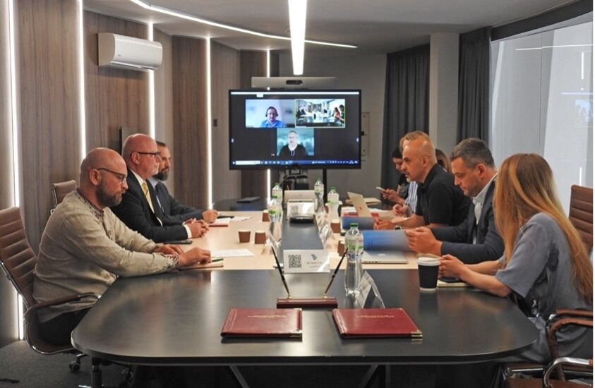 Проєкт USAID допоможе з відновленням та розвитком інфраструктури України