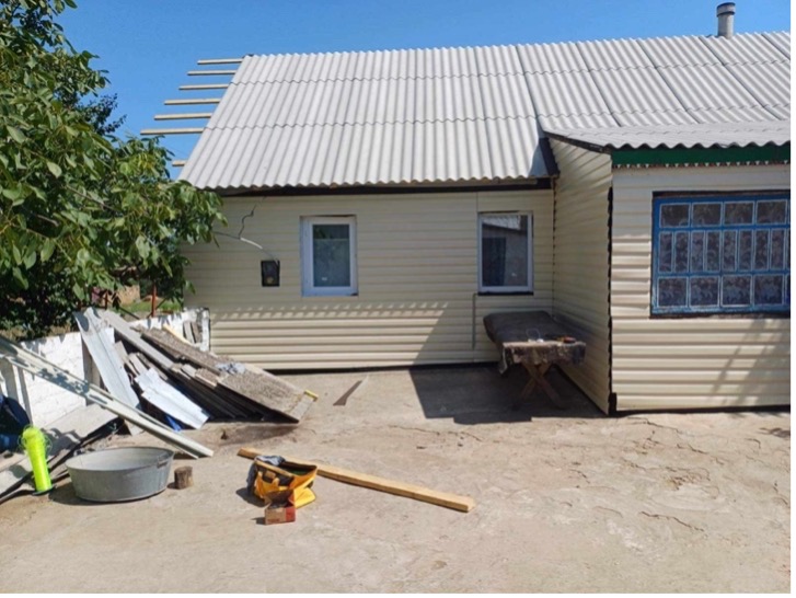 Будівельники Івано-Франківщини відбудовують херсонське село Давидів Брід