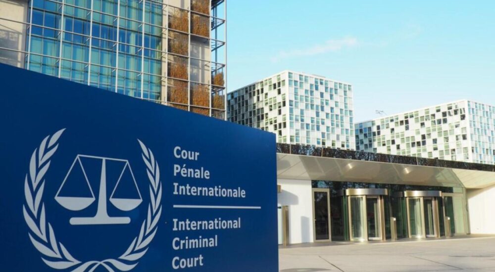 Українські діти прибули в Гаагу розповісти про злочини окупантів