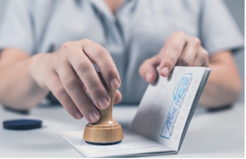 Чи потрібно змінювати документи після перейменування вулиць: пояснення ДМС